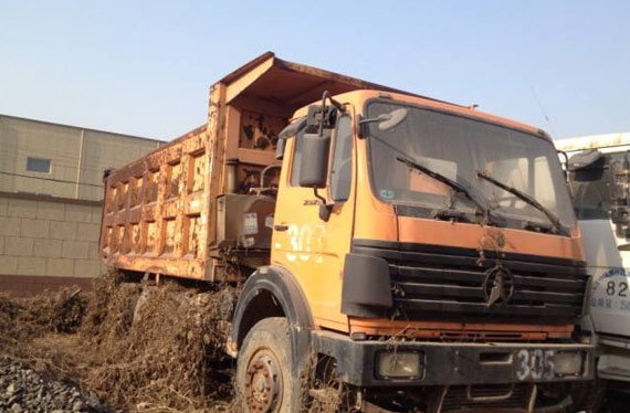 重庆琼海报废车回收,车辆报废回收公司